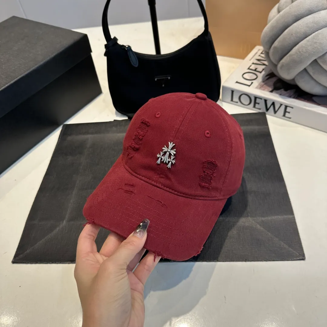 P50 Chrome Hearts 💓Early spring Korean style fashion retro distressed hole hat worn design versatile baseball cap peaked cap